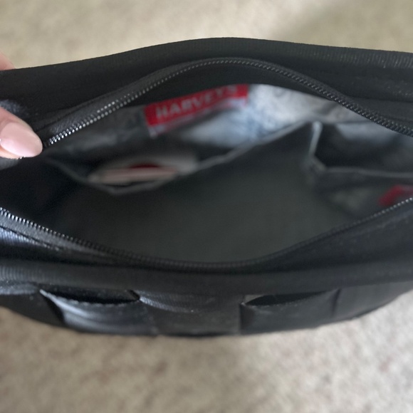 Harveys "Original" Woven Seatbelt Crossbody – With Tag - Picture 3 of 5